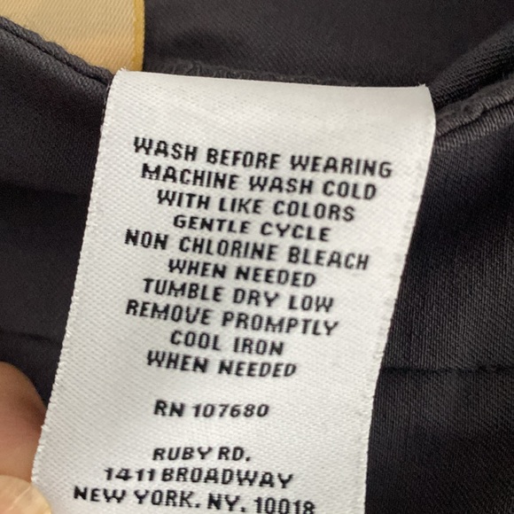 Ruby Rd. Pants-Size 18 - Picture 4 of 5